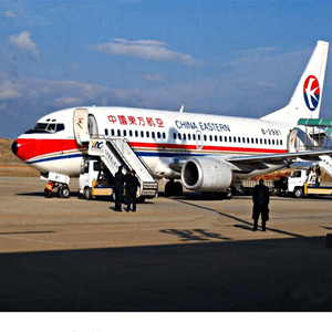 路桥航空空运航空快运业稳步发展的原因是什么？